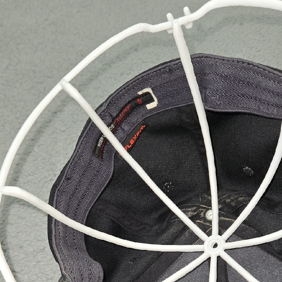 Classic Black Cap with Embroidered Logo - Picture 9 of 9